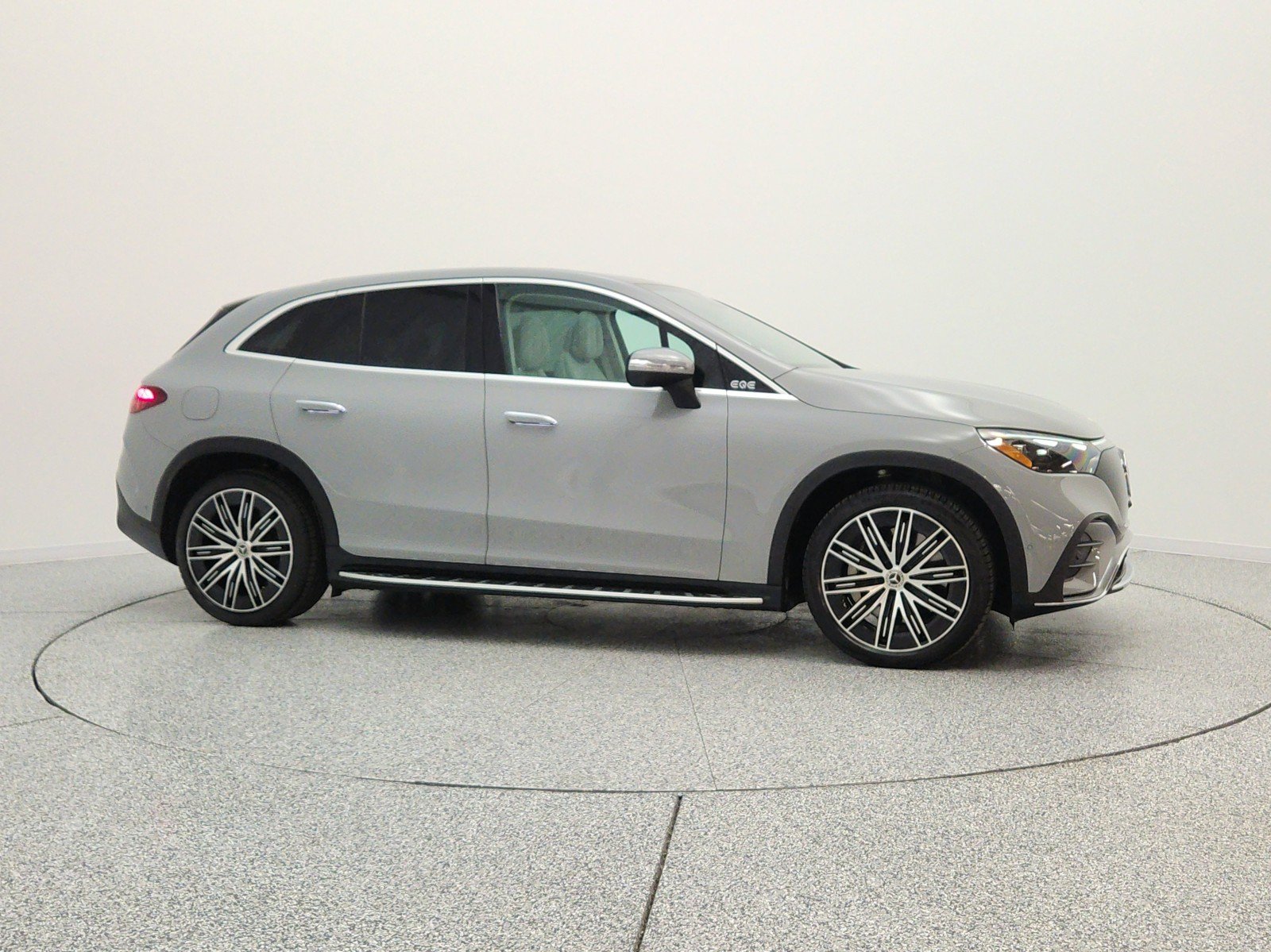 Certified Used 2023 MANUFAKTUR Alpine Grey Mercedes-Benz EQE 500 4MATIC® SUV image 4