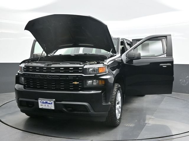 Used 2021 Black Chevrolet Custom image 30