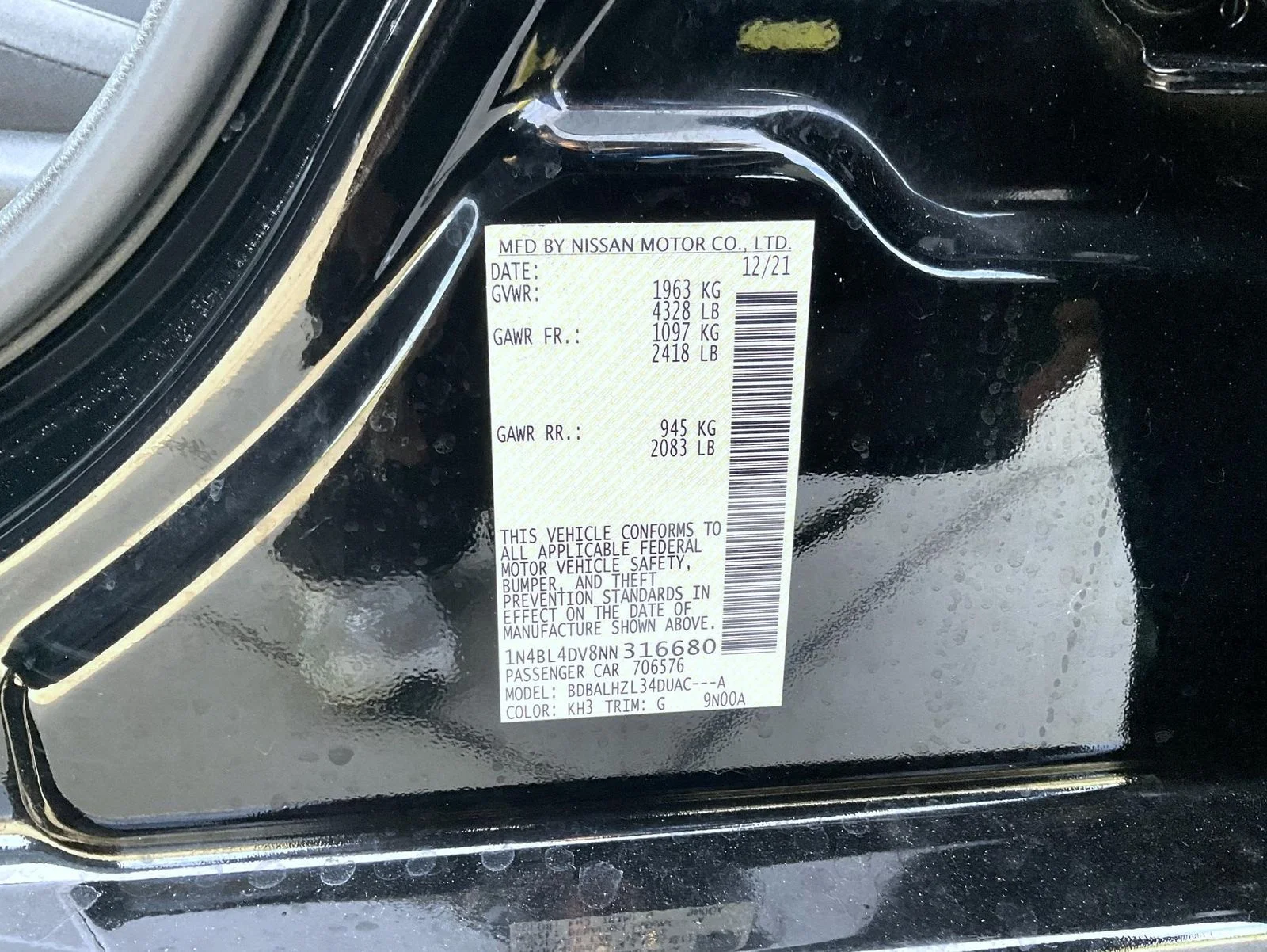 Used 2022 Black Nissan 2.5 SV image 25