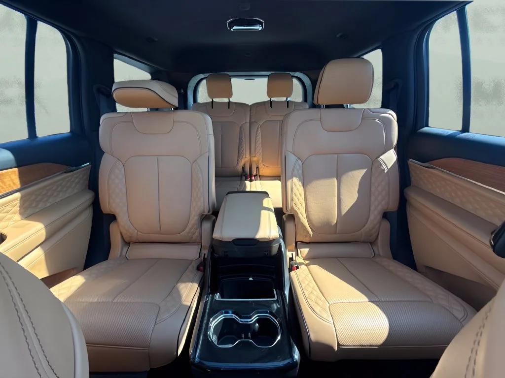 Used 2025 White Jeep Summit image 11