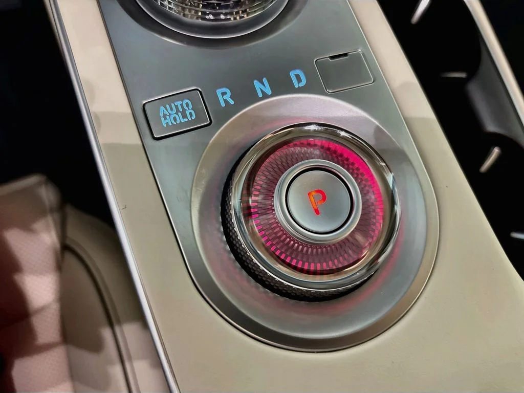 Used 2024 Gray Genesis 2.5T image 18