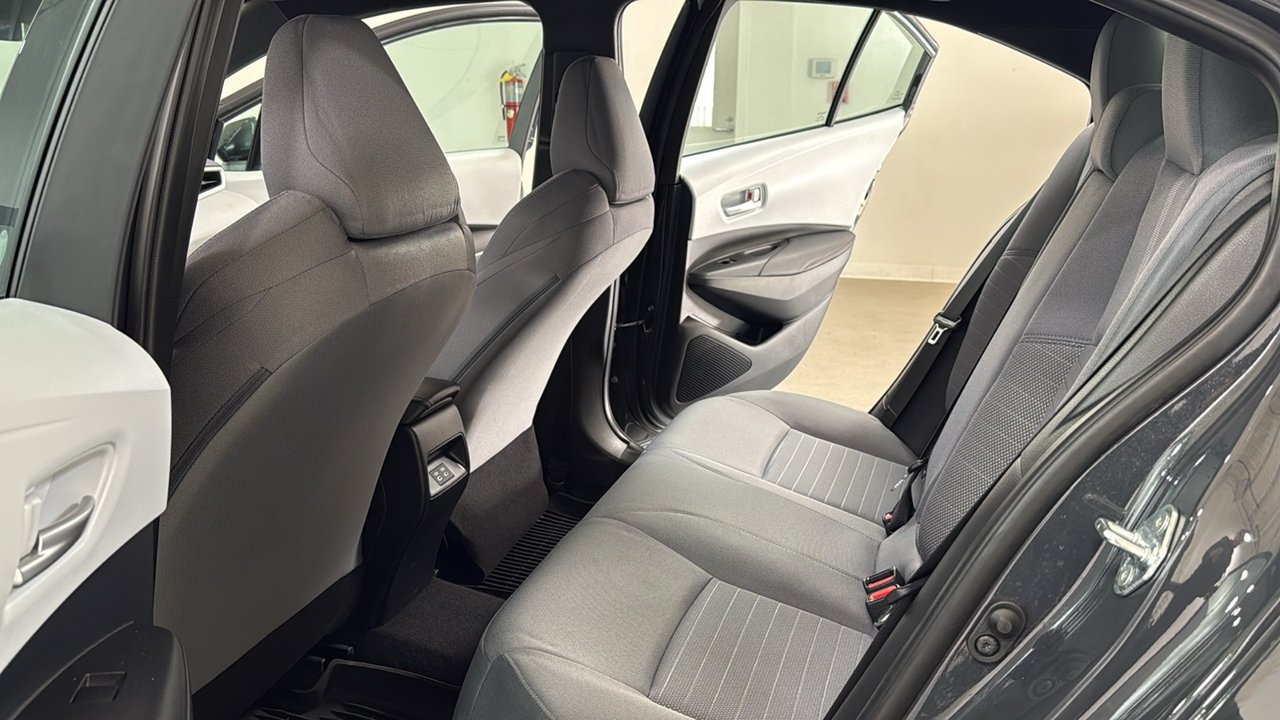 Certified Used 2025  Toyota SE image 15