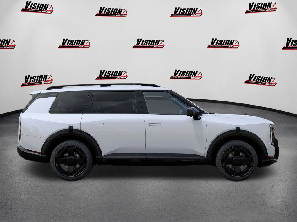 New 2027 White Kia X-Line SX image 7