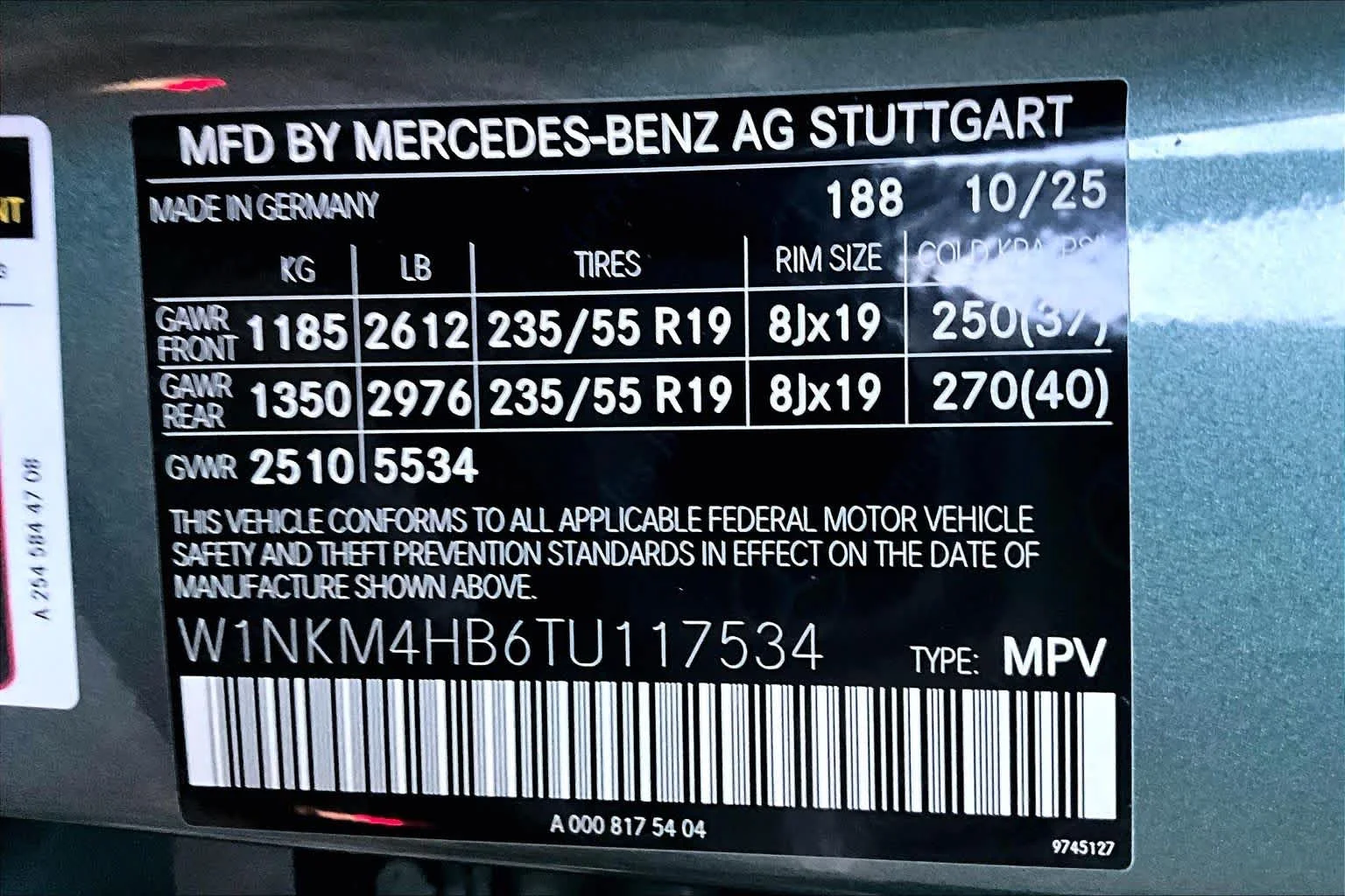New 2026 Verde Silver Metallic Mercedes-Benz GLC 300 image 13