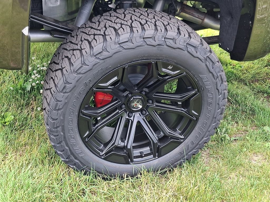 2026 GMC Sierra 1500 AT4 - Photo 6