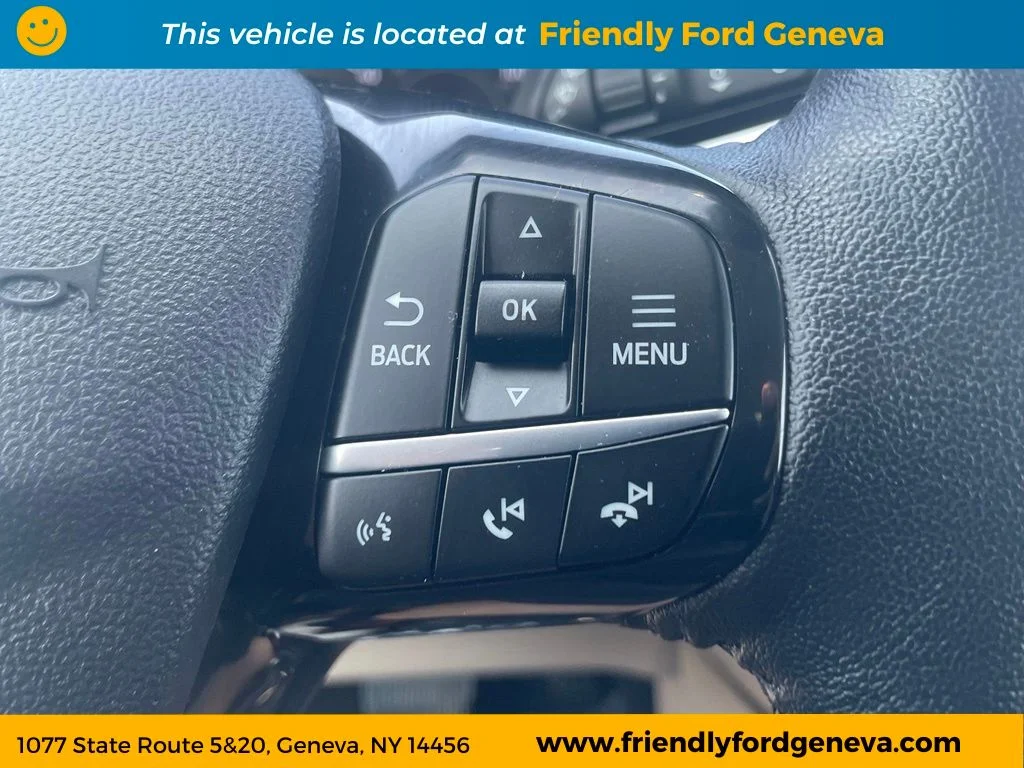 Used 2021 Gold Ford SE image 18