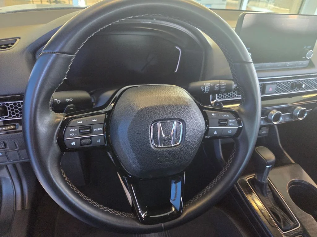2025 Honda Civic Hatchback Sport - Photo 32