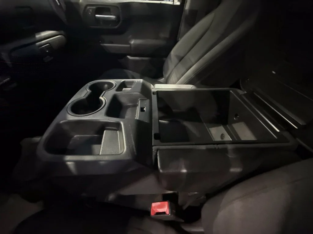 Used 2022 Black Chevrolet Custom image 24