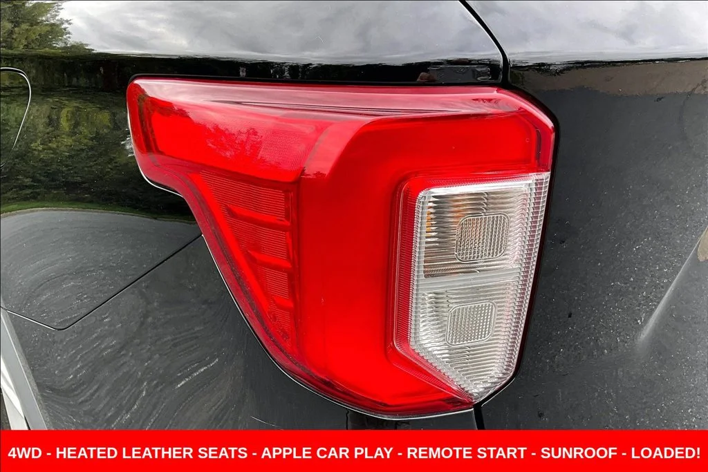 Used 2021 Black Ford XLT image 29