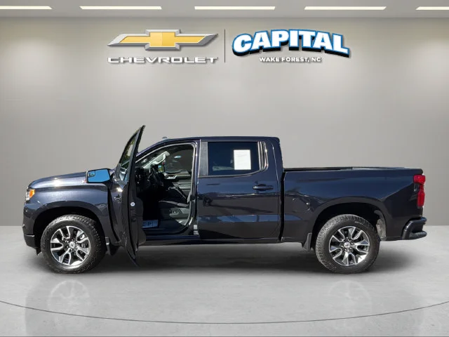 Used 2022 Gray Chevrolet RST image 10