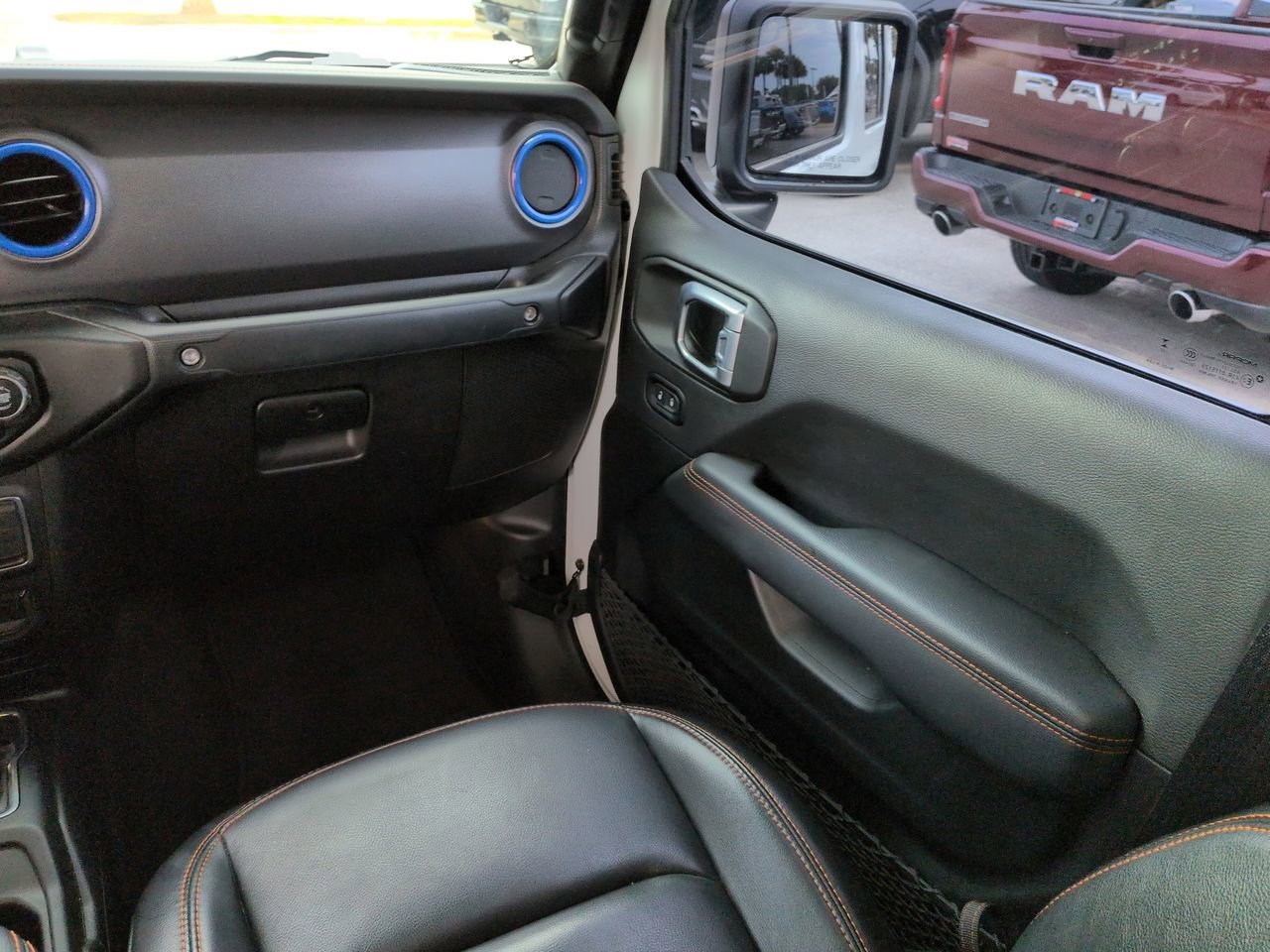 Used 2023 Bright White Clearcoat Jeep Mojave image 16