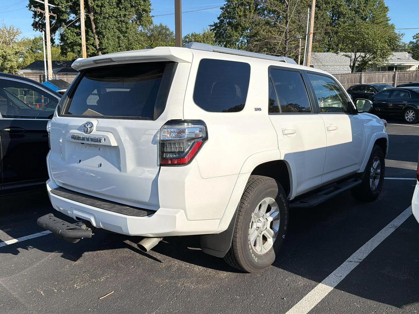 Used 2017 Super White Toyota SR5 Premium image 4