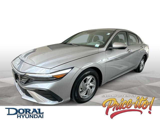 2025 Hyundai Elantra SE