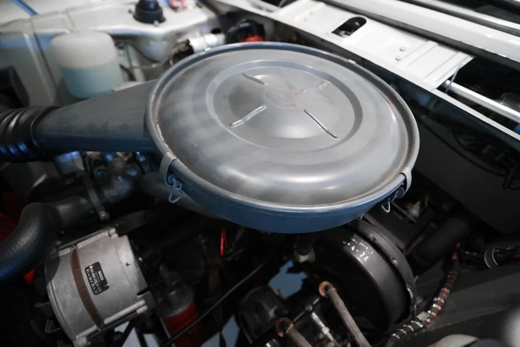 Used 1970 Silver BMW Cabriolet image 29