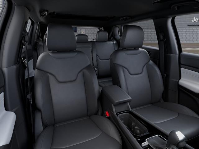 New 2026 Bright White Clear-Coat Exterior Paint Jeep Limited image 42