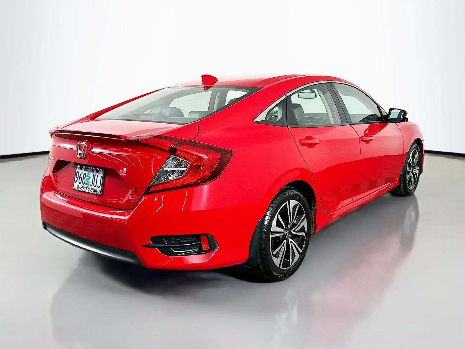 Used 2017 Rallye Red Honda EX-L image 8