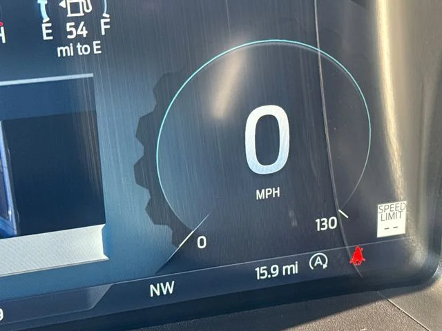 New 2025 Oxford White Ford LARIAT® image 3