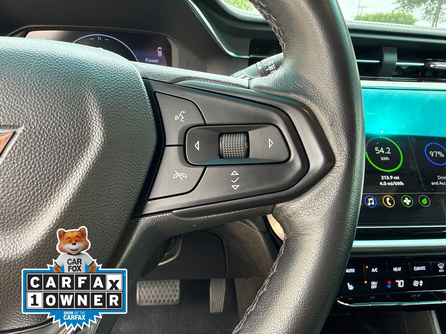 Used 2023 Black Chevrolet 2LT image 13