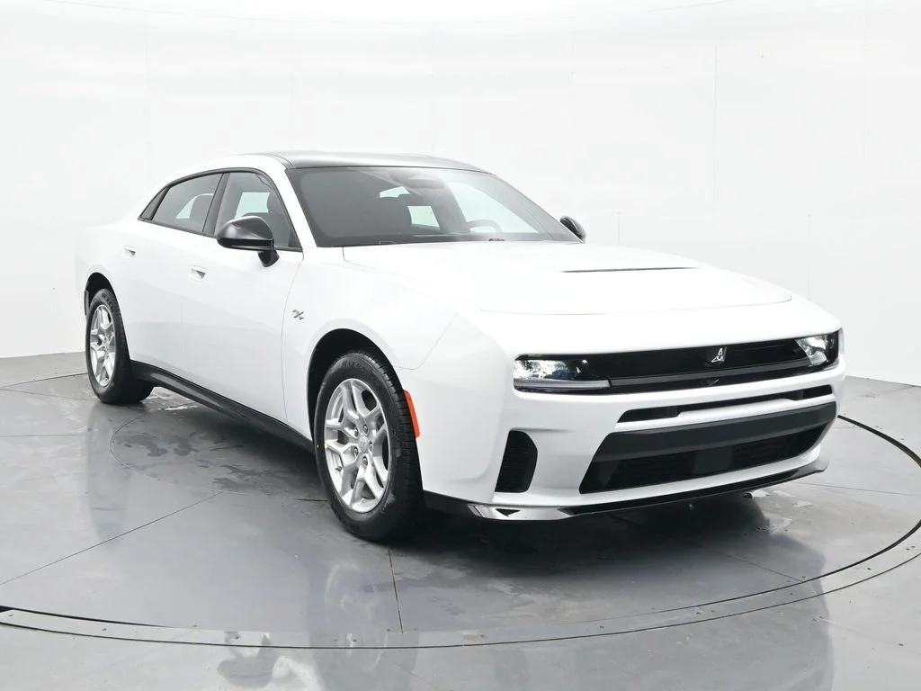 New 2026 White Knuckle Exterior Paint Dodge R/T image 4