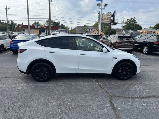Used 2023 White Tesla Long Range image 11
