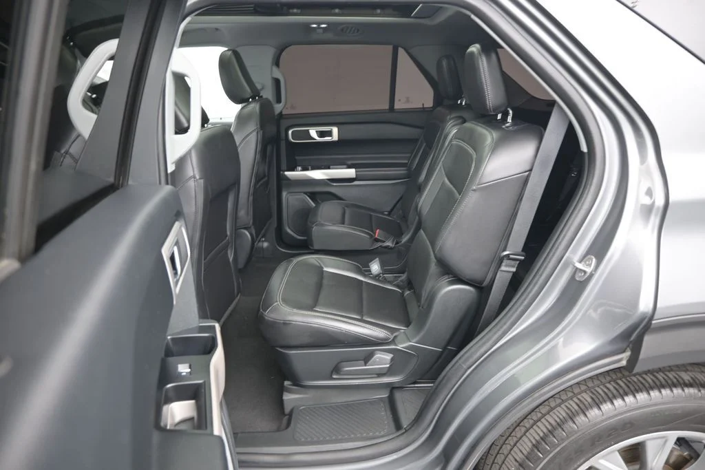 Certified Used 2023 Gray Ford XLT image 13