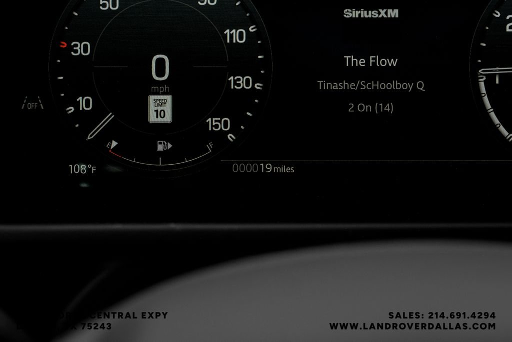 New 2026 Santorini Black Metallic Land Rover S image 23