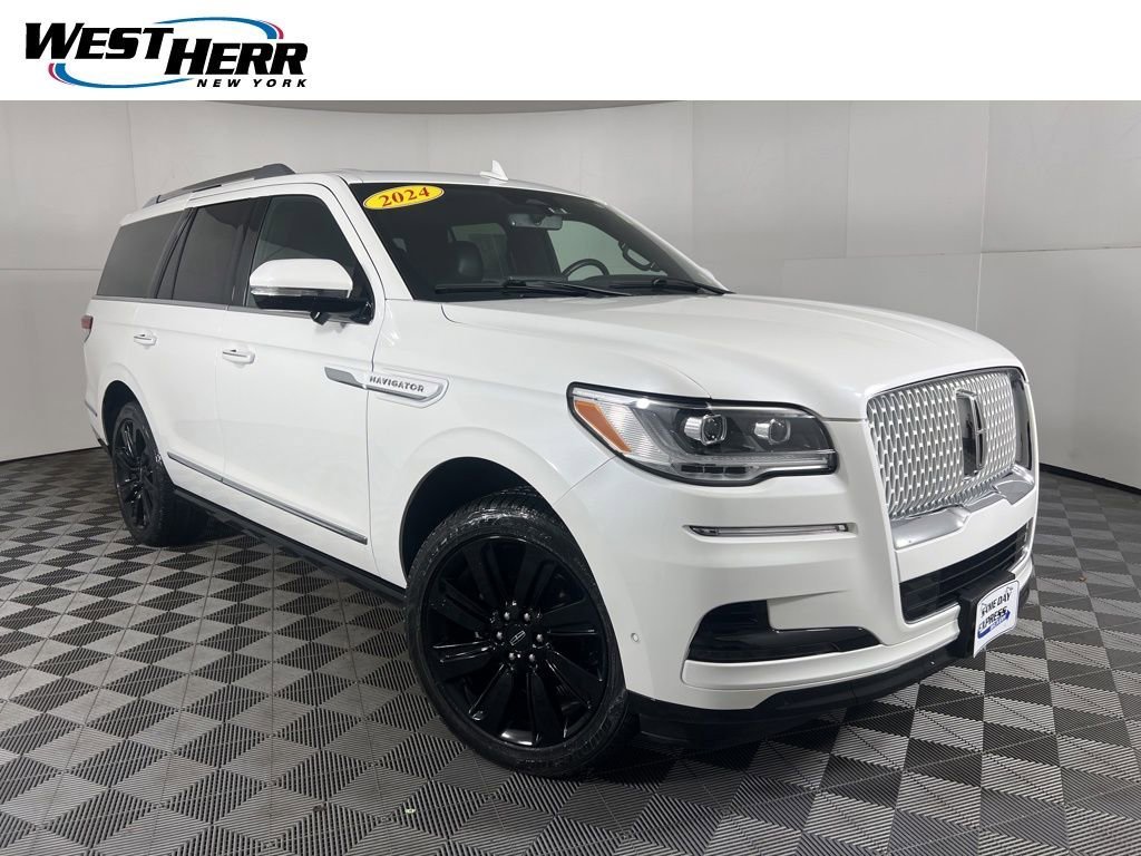 2024 Lincoln Navigator Reserve 4WD's photo
