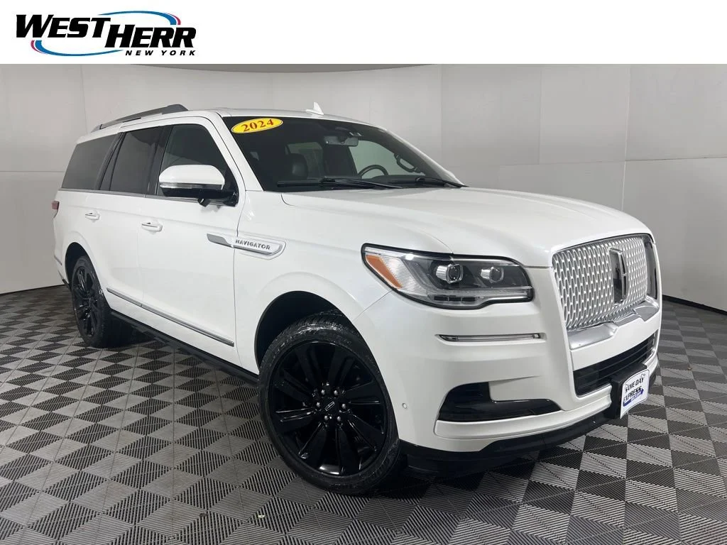 2024 Lincoln Navigator Reserve 4WD's photo