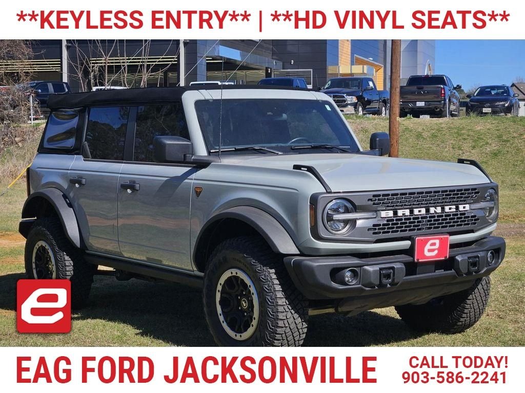 2023 Ford Bronco Badlands 4x4's photo