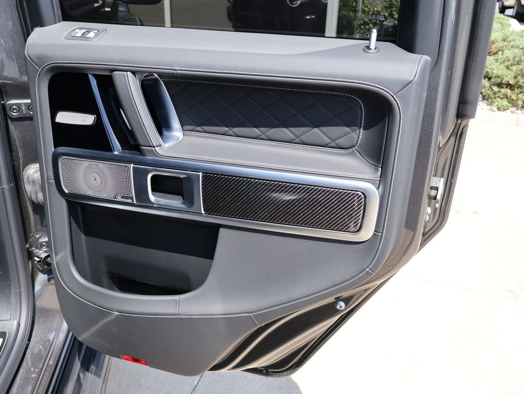 Used 2026 MANUFAKTUR Graphite Met Mercedes-Benz G 550 image 15