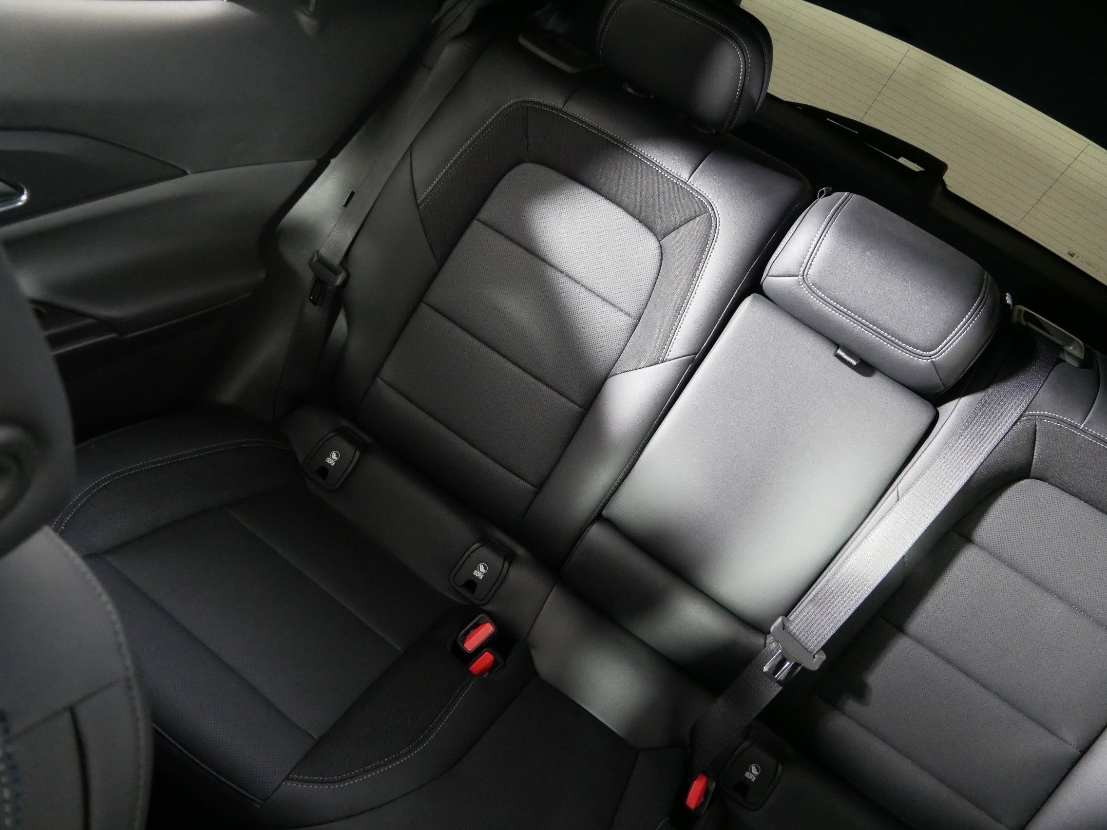 2024 Chevrolet Equinox EV LT - Photo 12