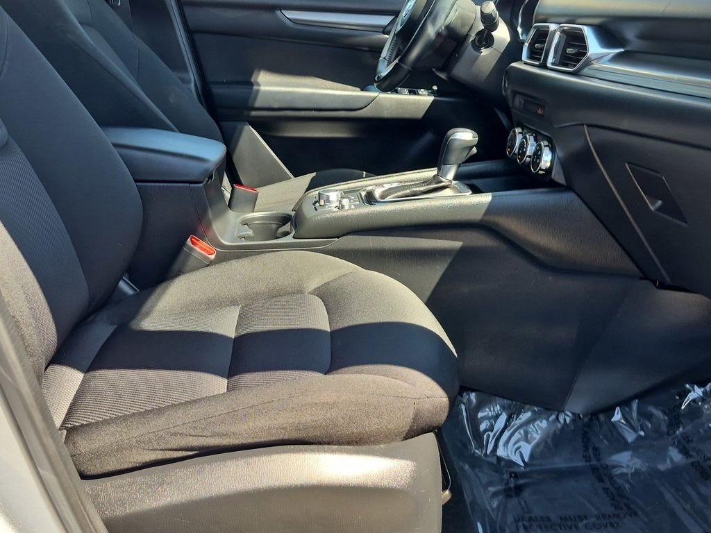 Used 2018 Sonic Silver Metallic Mazda Sport image 9