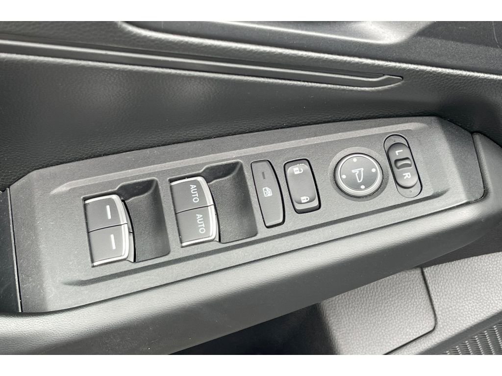 Certified Used 2024 Solar Silver Metallic Honda LX image 12