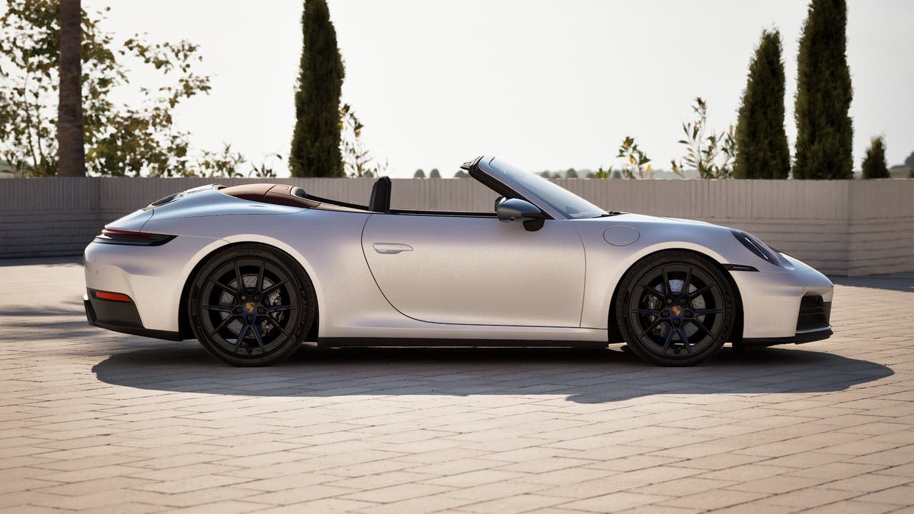New 2027 Ice Grey Metallic Porsche Carrera T Cabriolet image 6