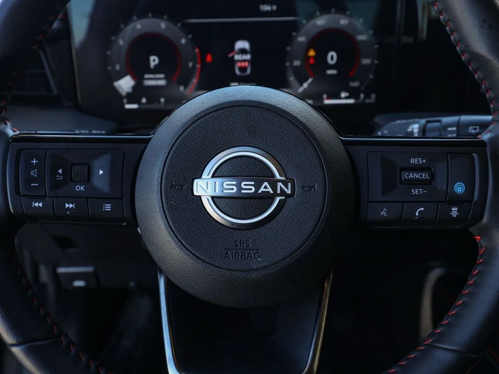 Used 2025 Gray Nissan SR image 24