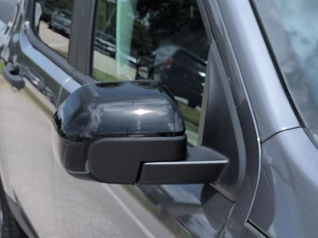 New 2026 Carbonized Gray Metallic Ford XLT image 12