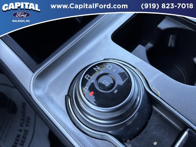 Used 2023 Gray Ford SEL image 31