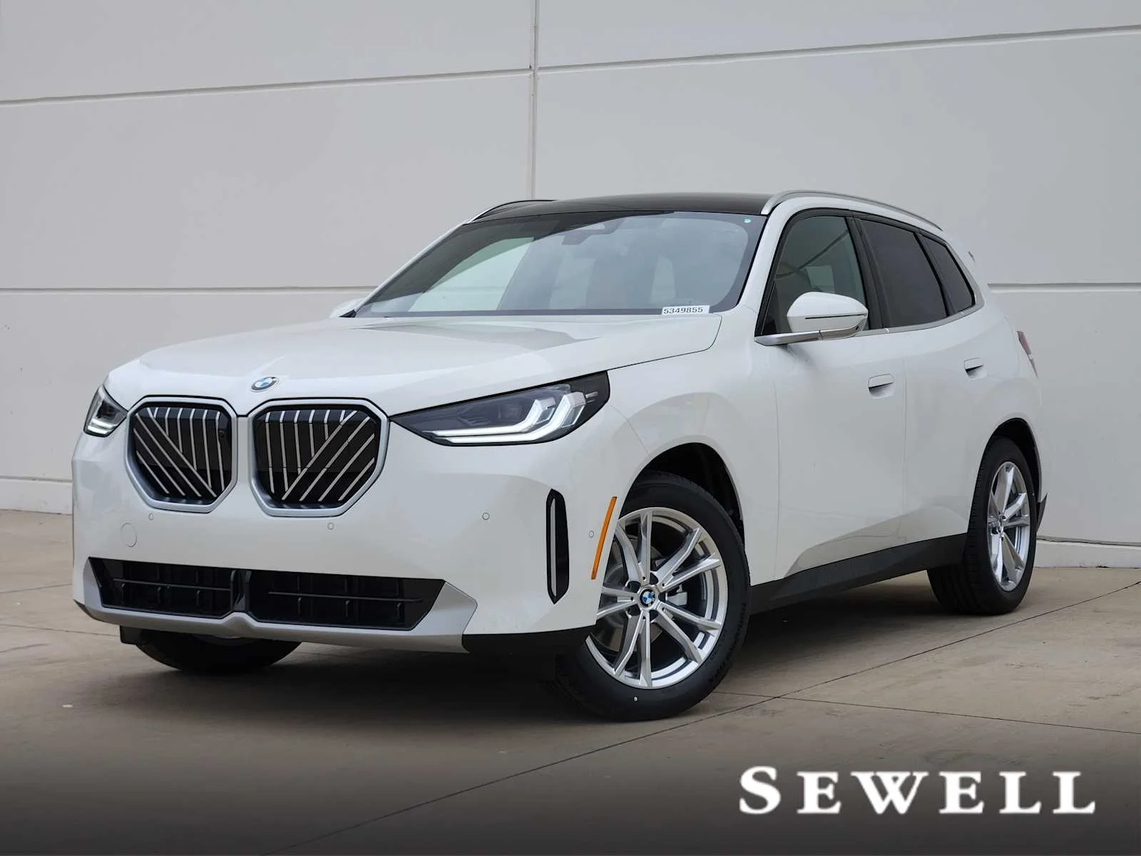 2025 BMW X3 30 XDRIVE's photo