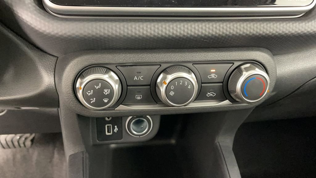 2025 Nissan KICKS PLAY Base - Photo 20