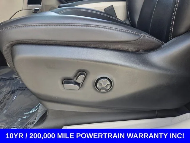 Used 2024 Bright White Clearcoat Chrysler Touring L image 10
