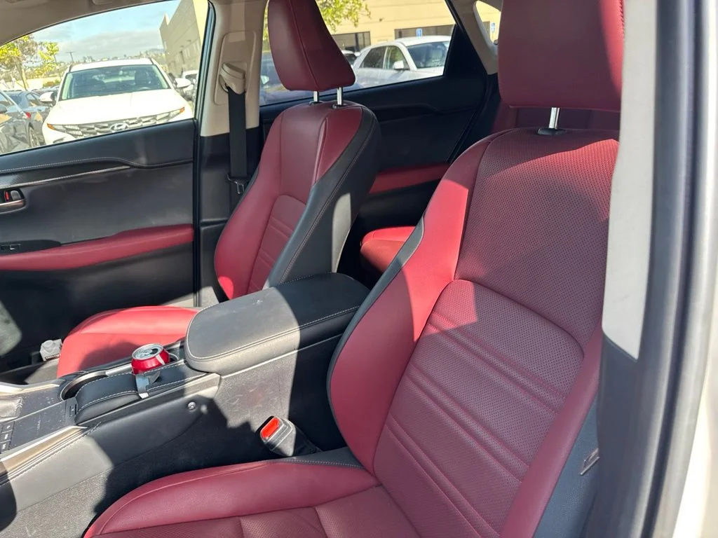 Used 2021 White Lexus 300h image 6