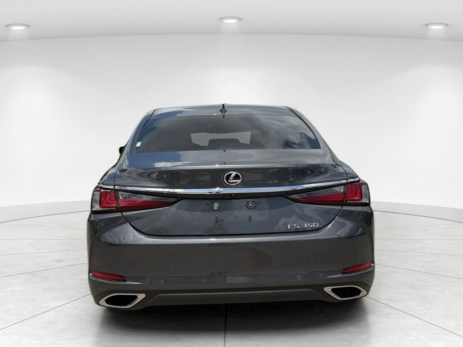 Used 2024 Gray Lexus 350 image 4