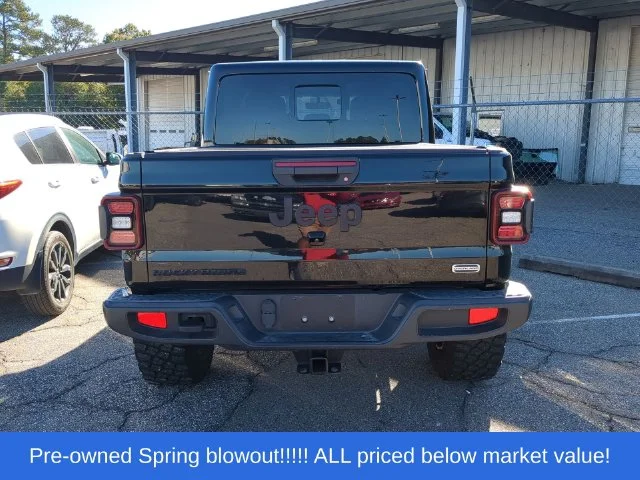 Used 2021 Black Jeep Overland image 3