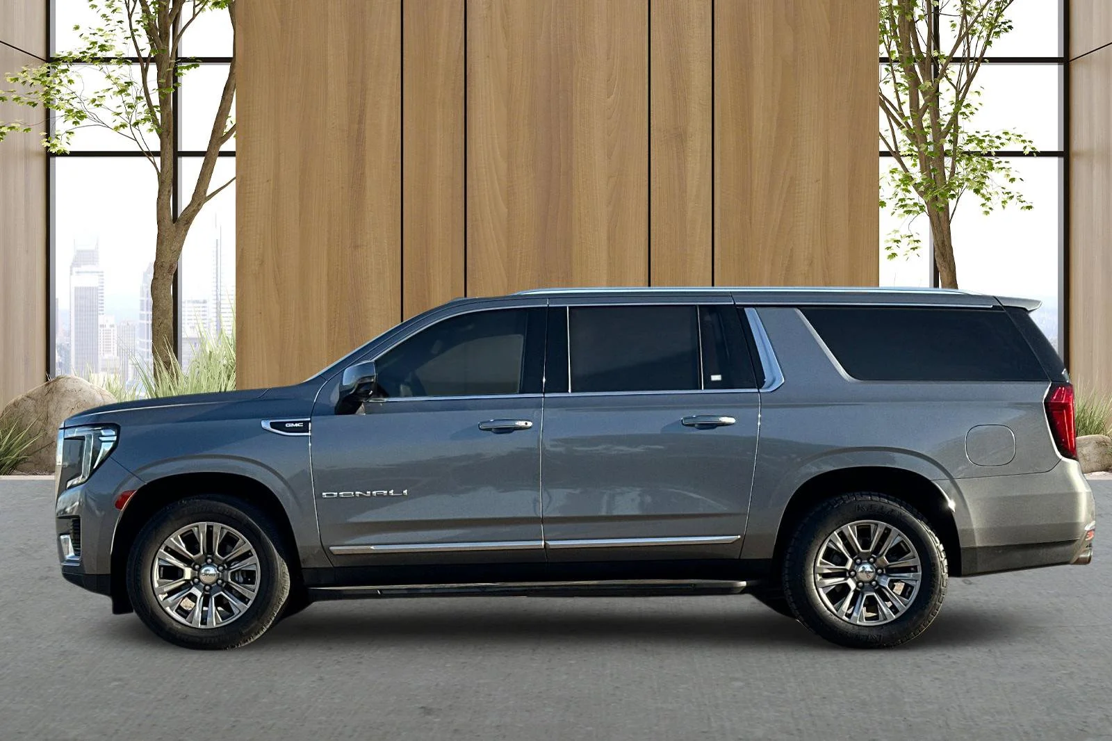 Used 2021 Gray GMC Denali image 7