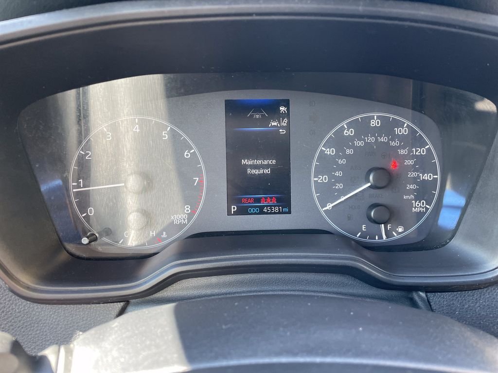 Used 2024 Silver Toyota LE image 17