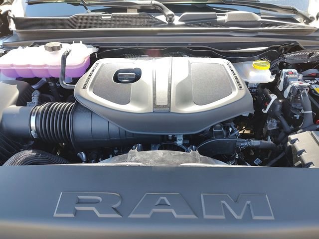 New 2026 Diamond Black Crystal Pearlcoat RAM Big Horn/Lone Star image 32
