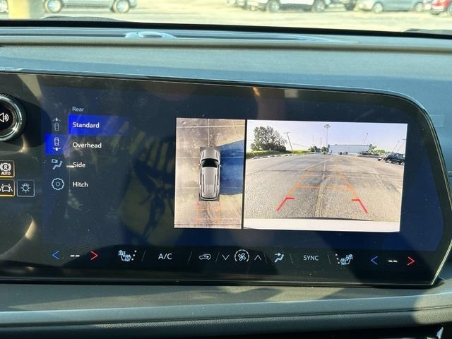 New 2027 Summit White Chevrolet LT image 18