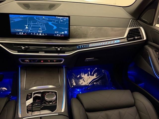 Used 2026 Skyscraper Grey Metallic BMW sDrive40i image 29