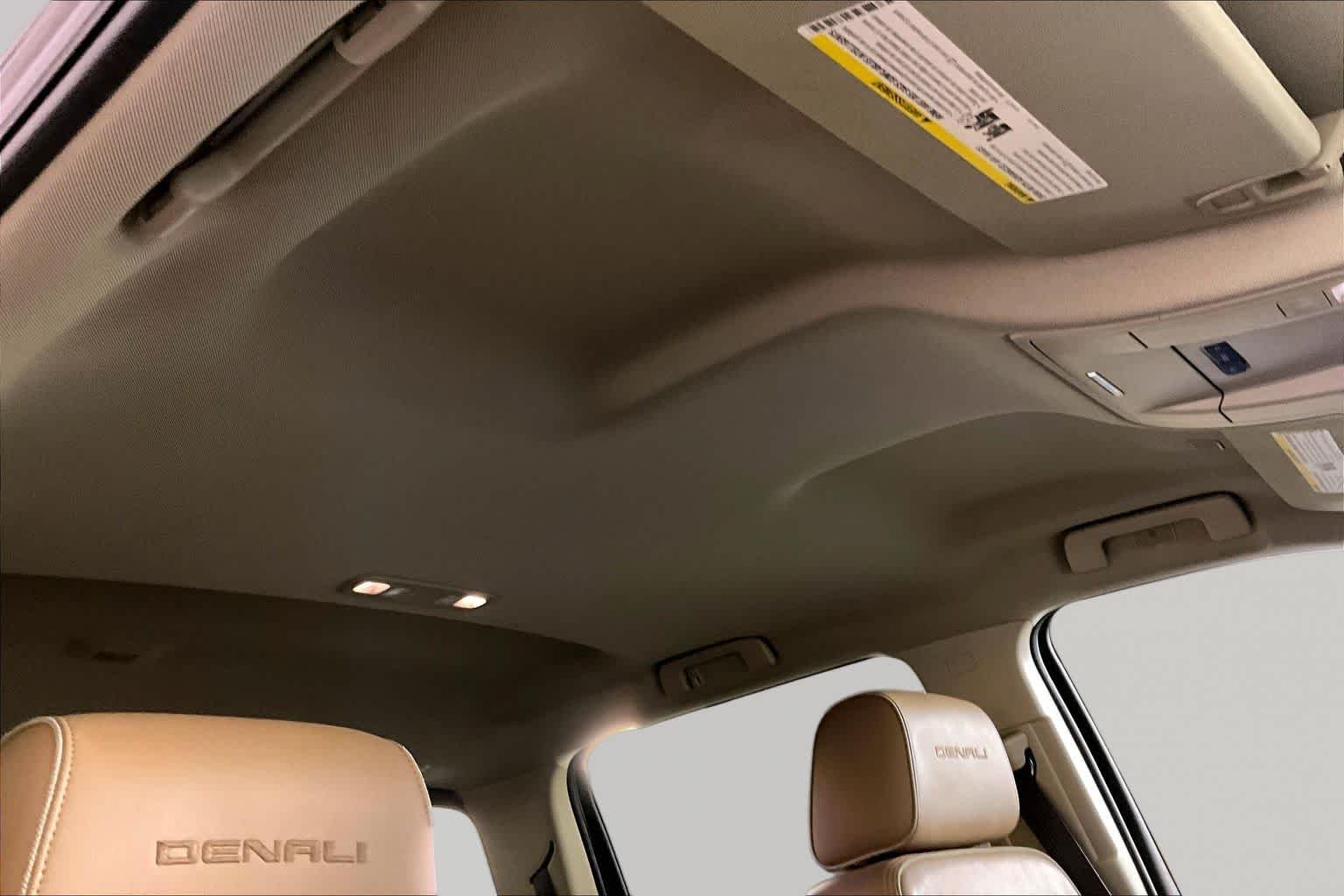 Used 2017 Onyx Black GMC Denali image 14