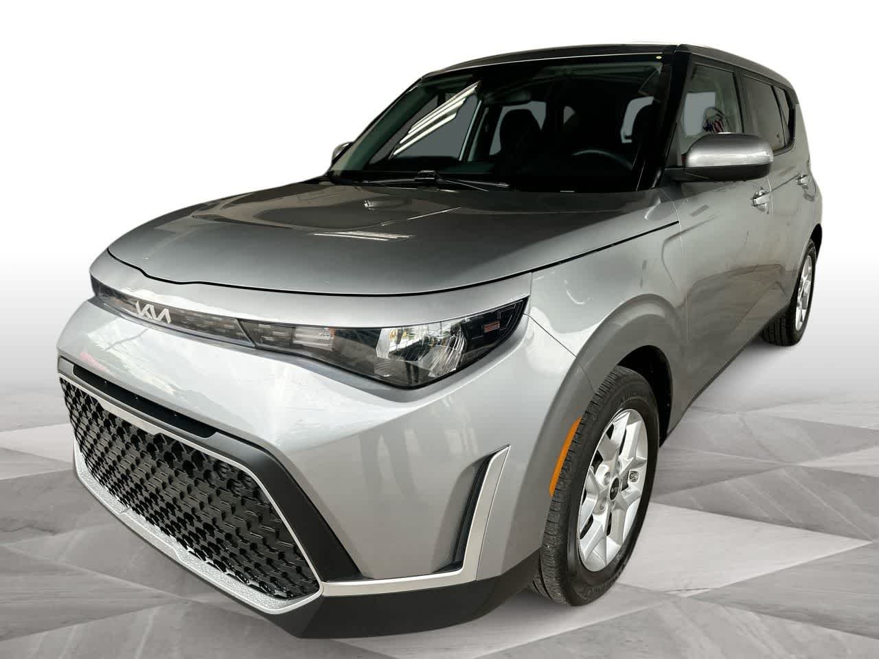 2025 Kia Soul 2.0L LX IVT's photo